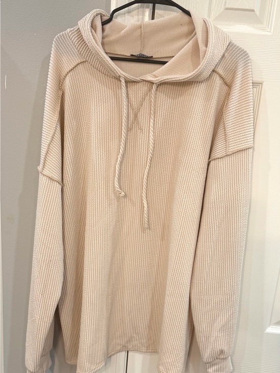 HEIMISH USA Tops - NWOT Heimish beige exposed seam Waffle Knit Hoodie Sz 3X